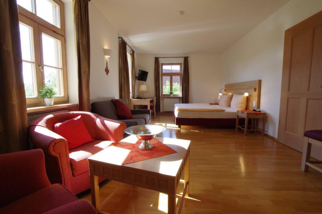 Hotel Klostergasthof Münnerstadt Zewnętrze zdjęcie