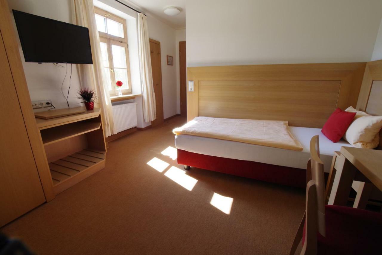Hotel Klostergasthof Münnerstadt Zewnętrze zdjęcie